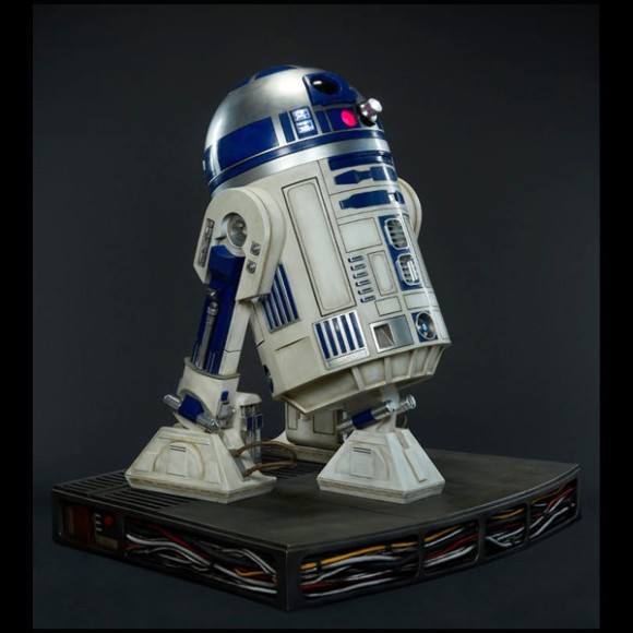 Sculpture PC- R2D2