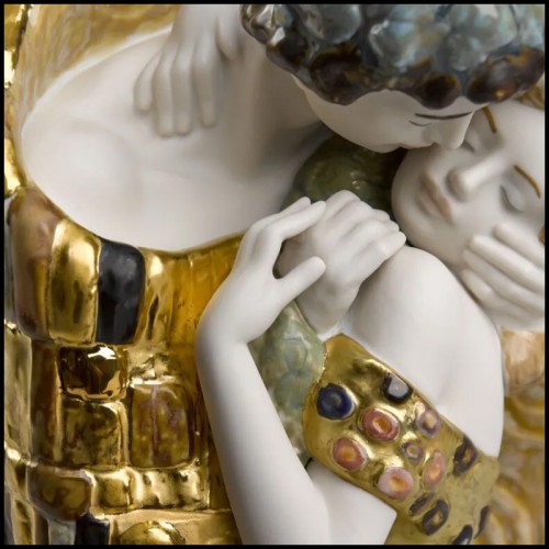 Figurine of The Kiss 256- Klimt